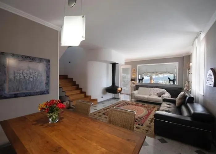 Villa Con Piscina, Ac Nelle 2 Da Letto, Palestra E Vista Su Mare E Monti Pontedassio