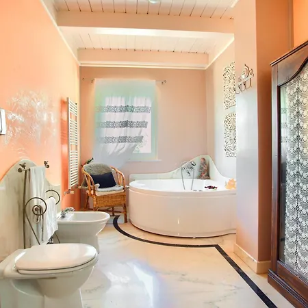Villa Con Piscina, Ac Nelle 2 Da Letto, Palestra E Vista Su Mare E Monti
