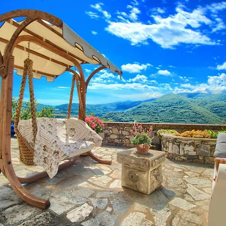 Con Piscina, Ac Nelle 2 Da Letto, Palestra E Vista Su Mare E Monti Villa