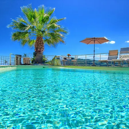 Villa Con Piscina, Ac Nelle 2 Da Letto, Palestra E Vista Su Mare E Monti
